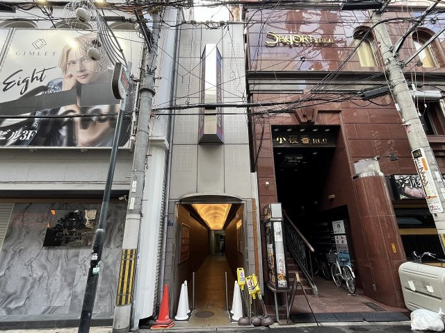 大阪市中央区東心斎橋２丁目の店舗一部の外観