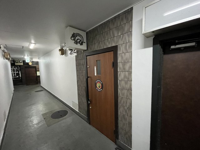 大阪市中央区東心斎橋２丁目の店舗一部のエントランス