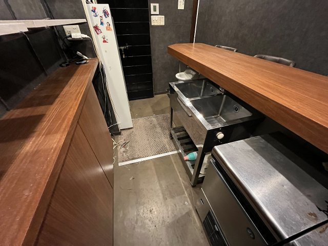 大阪市中央区東心斎橋２丁目の店舗一部の内装