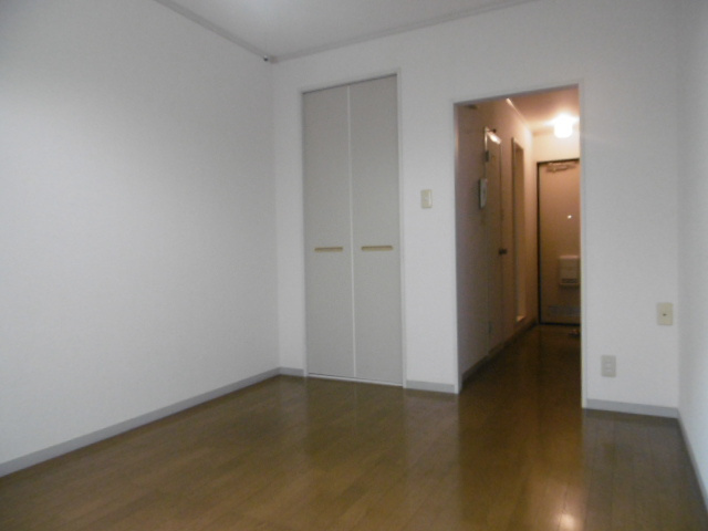 【洋室】 | メゾンシーナ