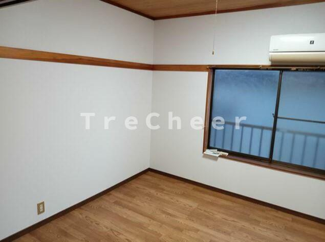 ジュエン若木の寝室