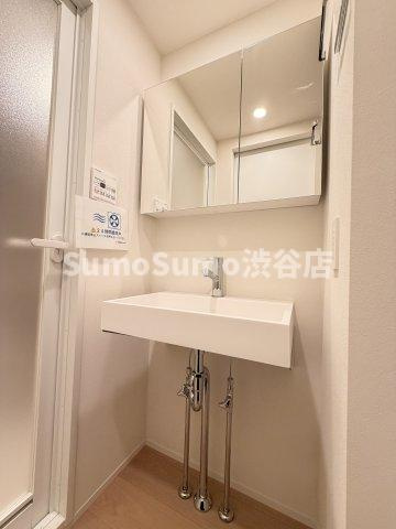 アトリオフラッツ自由が丘eastの独立洗面台