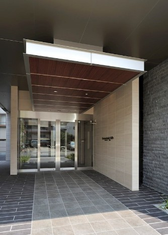 コスモスタディヒルズのエントランス