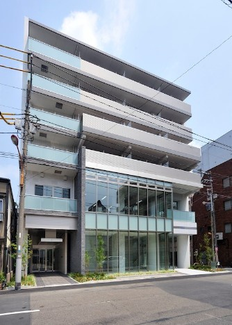 コスモスタディヒルズの外観