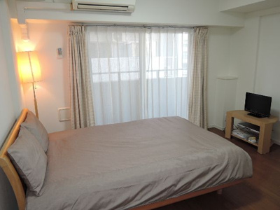 【居間・リビング】 | スカイコート神田弐番館 | ゆったり過ごせる居間です