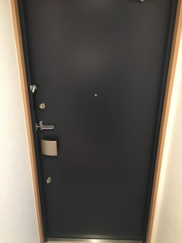 JUタワーフロントKINSHICHOの玄関