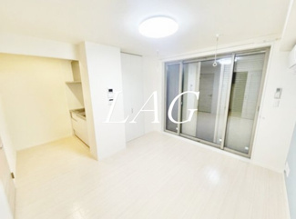 【居間・リビング】 | フォーエバーウエスト | 洋室のお部屋です。