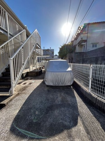 シャルムセレサの駐車場|駐車スペースもあります