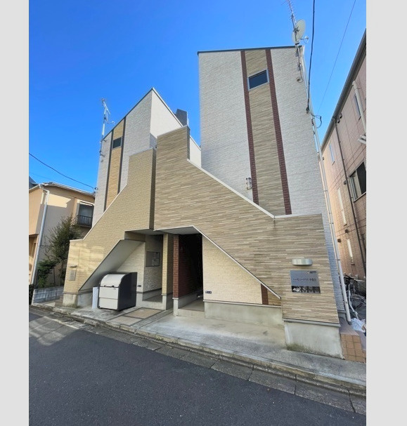 新宿区中落合３丁目のアパートの外観