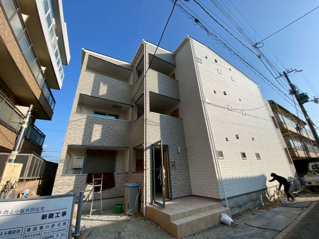 イトーピアホーム近大前のエントランス