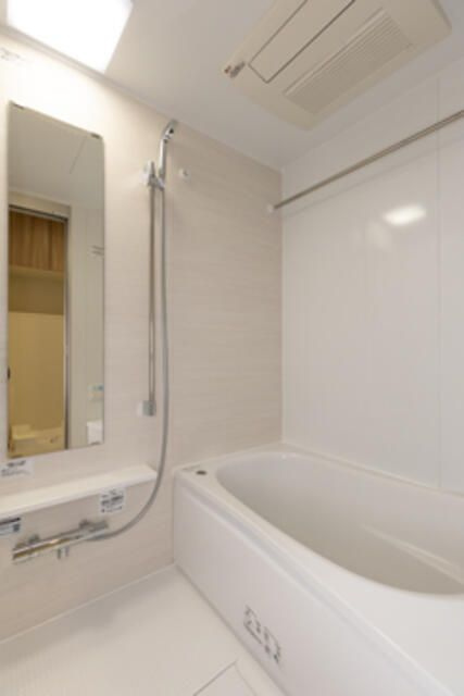 レガシス中目黒の浴室