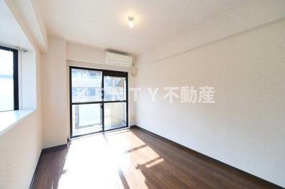 【寝室】 | ライオンズマンション下丸子第５ | 落ち着いた色調の寝室です