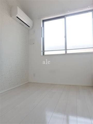 ラグーン西荻窪の居間・リビング|ゆったりとした居間です