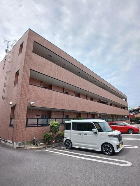 サングレイスの駐車場