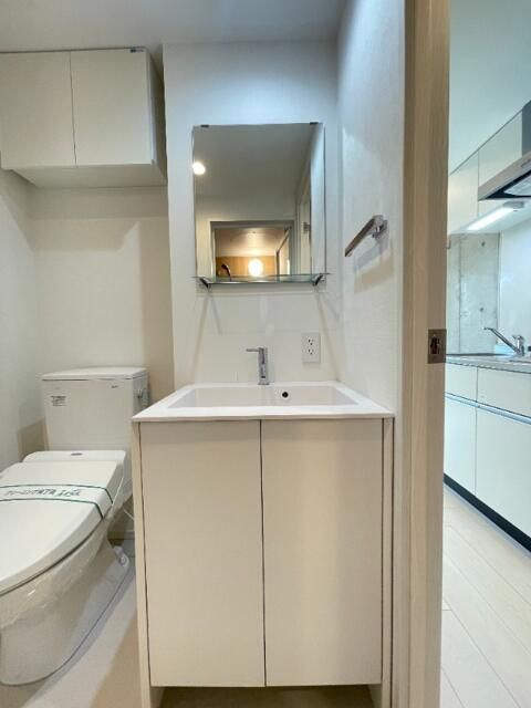 ＭＤＭ西巣鴨の独立洗面台