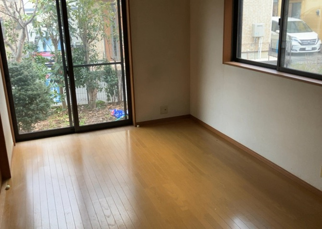 【居間・リビング】 | リビングの間取りの種類は大きくわけてリビングとダイニングが別になっているタイプ、リビングダイニング一体型です。どちらも一長一短ですので、家を選ぶ時はその両面をチェックして決めるようにしましょう。