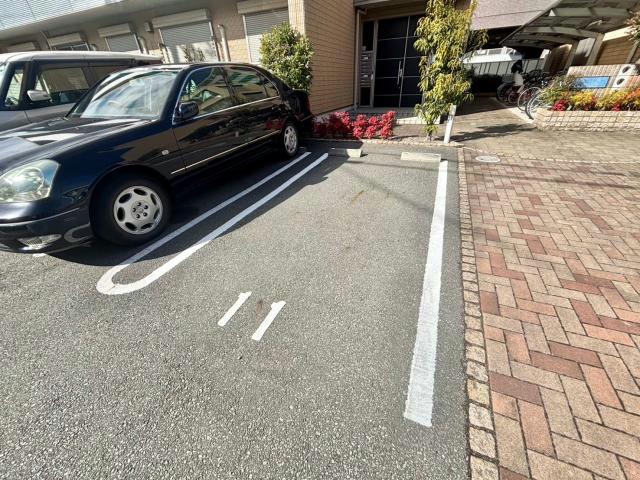 サザンクロスⅡの駐車場