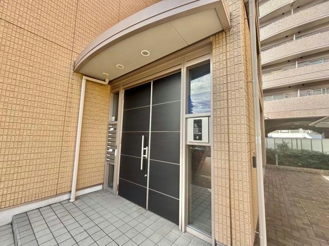 サザンクロスⅡのエントランス