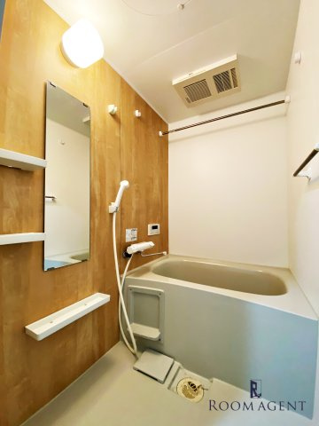 MOVE本陣GRANDEの浴室