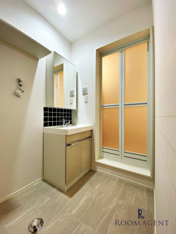 MOVE本陣GRANDEの洗面所