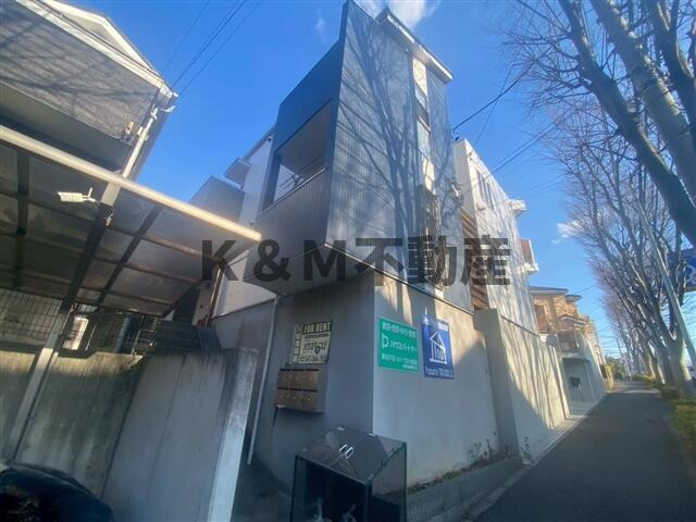 Ｂｌｕｅ　Ｒｅｓｉｄｅｎｃｅ～ブルーレジデンス～