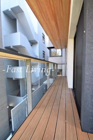 番町會所のバルコニー