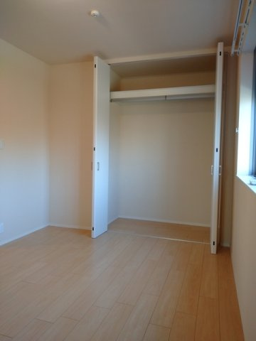 パークレジデンス高野台の収納|※別号室の写真になります。