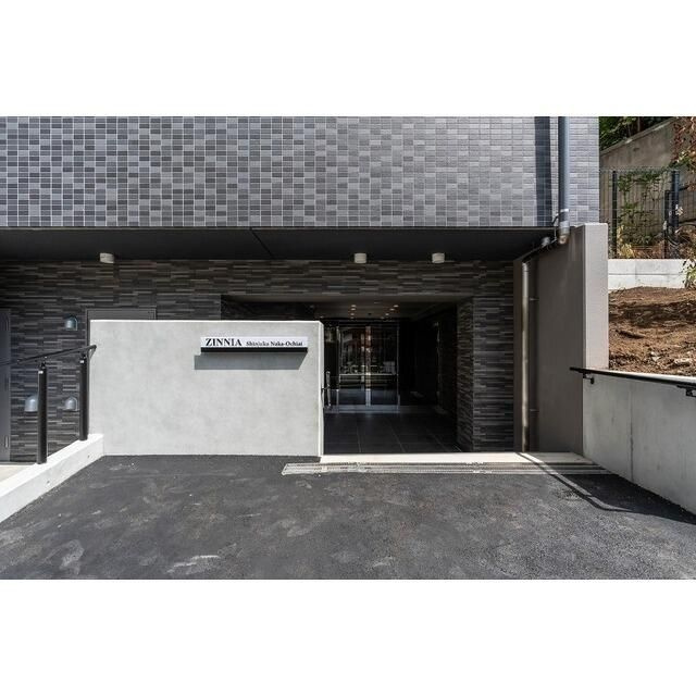 ジニア新宿中落合のエントランス|☆このお部屋は仲介手数料0円です☆