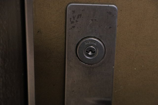 【防犯設備】 | ベルブリーズ森の里4号棟 | 当然のことではありますが、オートロックやセンサーライト、ホームセキュリティーなどの防犯設備があれば、小さいお子様がいるご家庭も安心ですよね！まず物件購入の際は、防犯設備もチェックするようにしましょう。