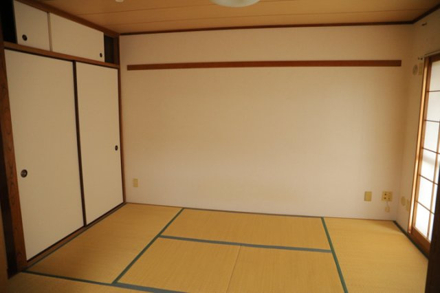 【子供部屋】 | ベルブリーズ森の里4号棟 | 子供が何人でも年齢によっては、受験時にしっかり壁のある個室があった方が良い場合もあります。難しい問題ですが、兄弟の人数や、性別や年齢差によって状況が異なりますので、数年後のこともしっかり考えましょう。