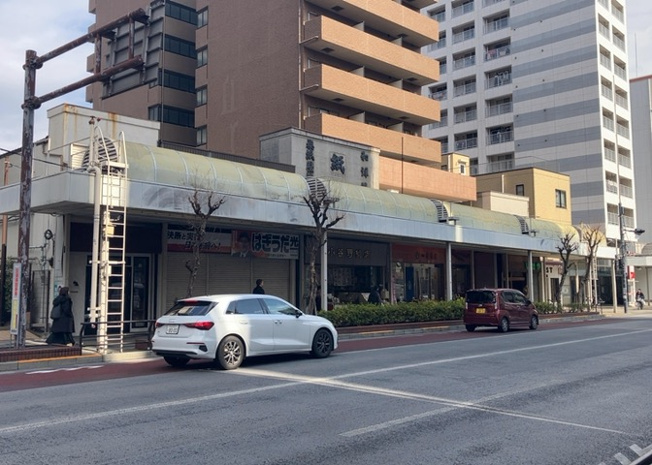 【展望】 | グエルスクエア八王子 | 景色重視でお家選ぶをするとスーパーが遠い！学校が遠い！など生活をするうえで利便性で困ることもあります。まず一度現地を見学する際に、周辺の施設などがあるかを確認し、暮らし始めた後のことを想像しましょう。