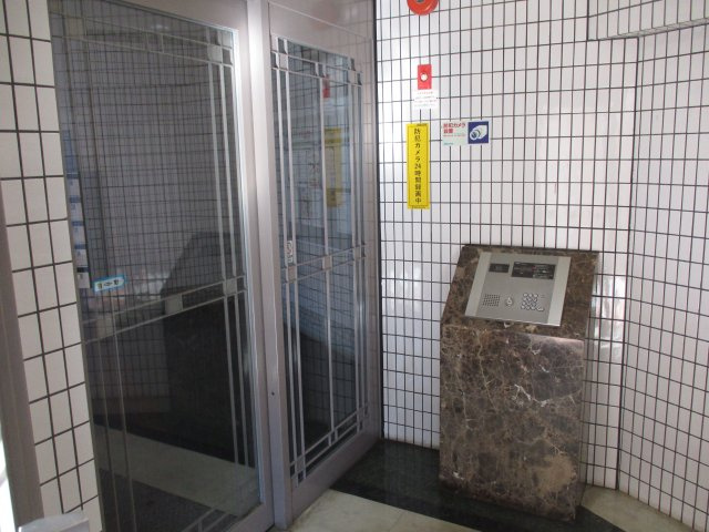 【エントランス】 | シャンピア真鶴（A-13）