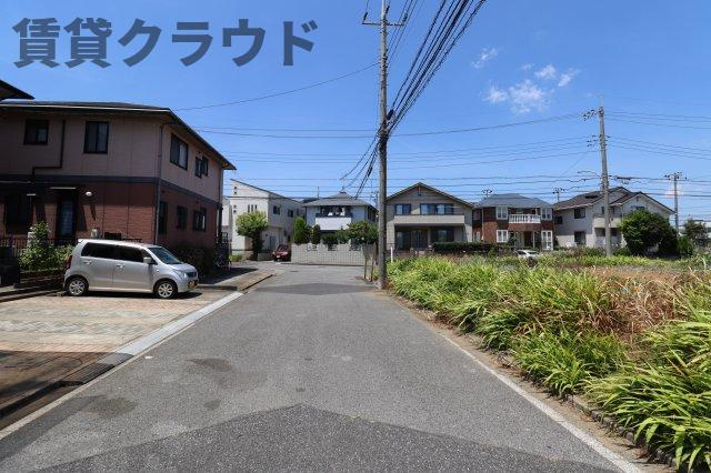 パストラルの周辺