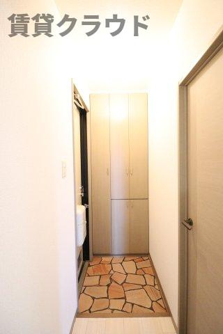 パストラルの玄関|トールタイプのシューズボックス◎靴もスッキリ収納♪