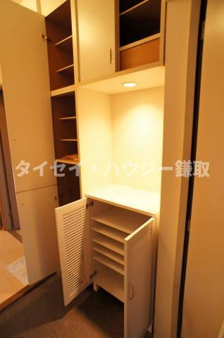 アヴニール梨の樹の玄関|下駄箱です。