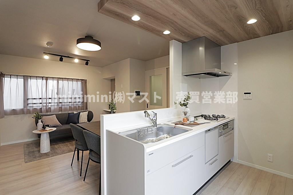 ユニ・アルス真田山南のキッチン