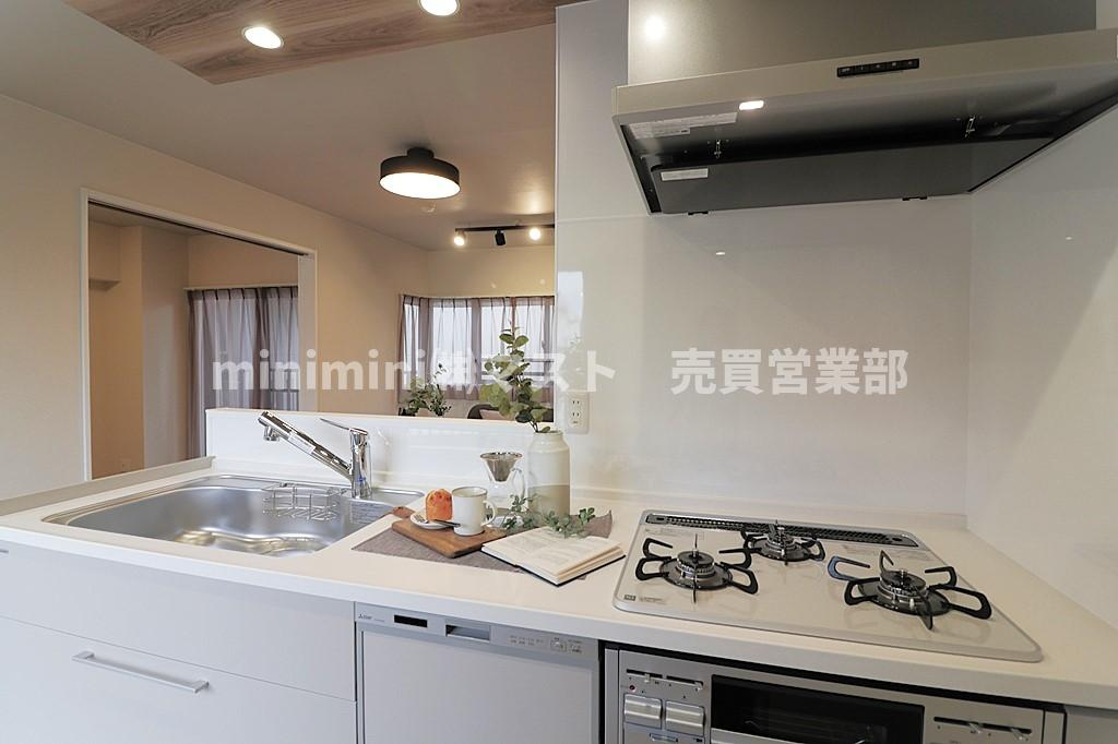 ユニ・アルス真田山南のキッチン