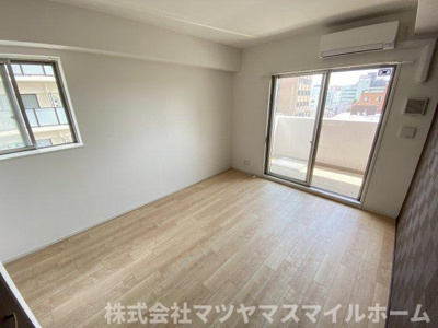 【居間・リビング】 | スプランディッド放出
