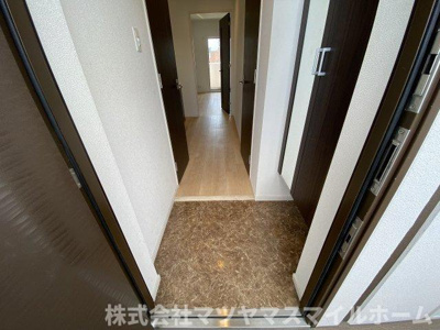 【玄関】 | スプランディッド放出
