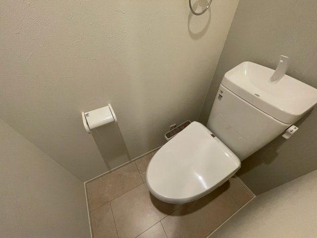 イトーピアホーム近大前のトイレ|モデル１０１号室内装です。