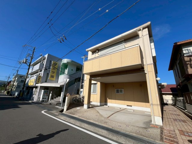 ラ・プリューム