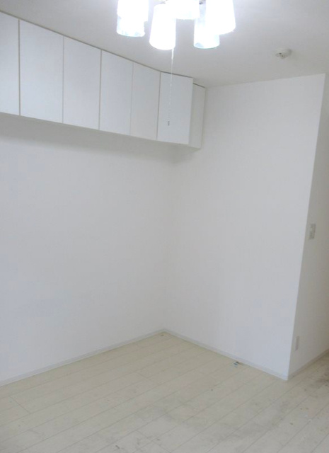 フュージョナル両国ＴＲＥの居間・リビング