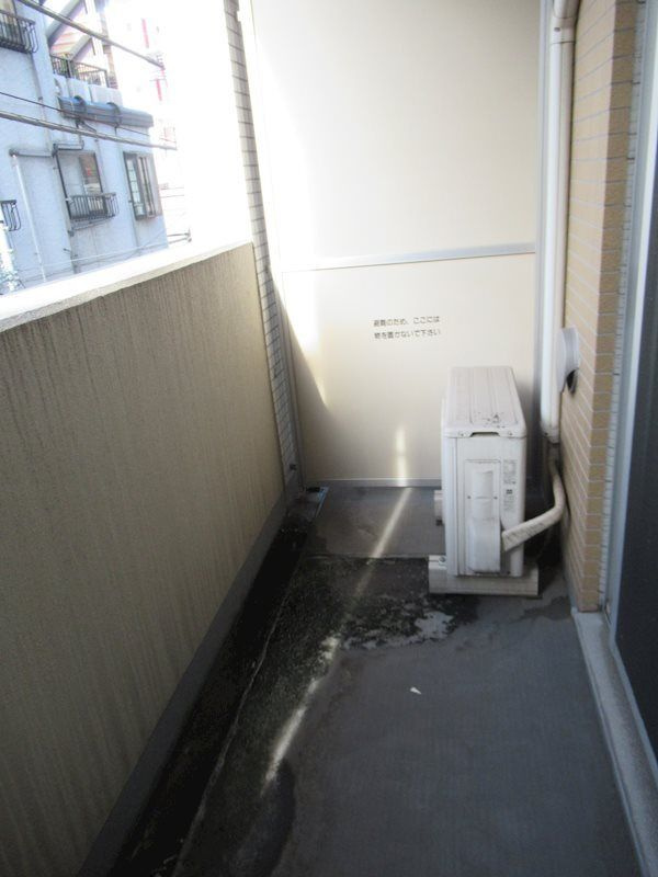 フュージョナル両国ＴＲＥのバルコニー