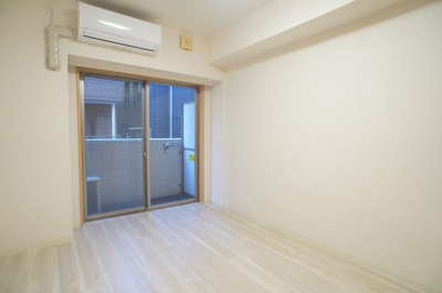 【洋室】 | エスティメゾン神田 | 明るい洋室です