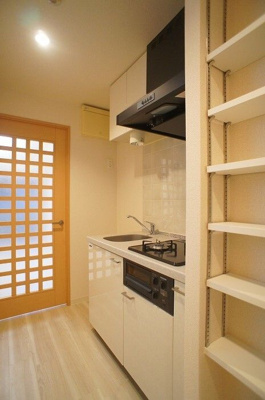 【キッチン】 | エスティメゾン神田 | お料理しやすいキッチンです