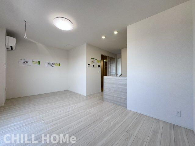 シェ・ドゥ―ヴルの居間・リビング|他社様掲載物件もまとめてご紹介、ご案内可能です(^^)/