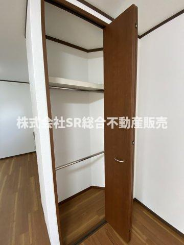 新家西町中古戸建の収納|収納スペースがとにかく豊富です♪