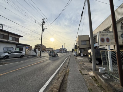 【周辺】 | 【駅近】木更津市祇園　店舗付住宅 | 正面道路