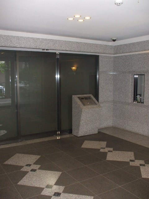 ルーブル野方参番館の外観