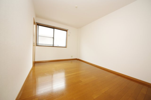 Branche'石橋の洋室|別部屋同間取りのお写真となります。参考にご覧くださいませ。